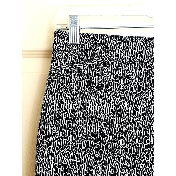 Coldwater Creek Pants Womens 6 Cropped Capri Natural Fit Black White Stretch - Picture 3 of 8
